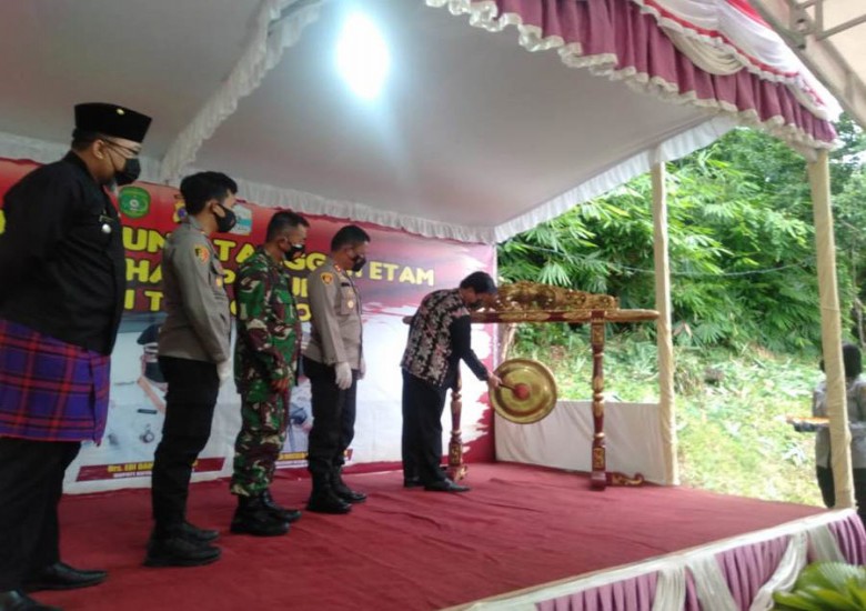 Plh Bupati Kukar Resmikan Kampung Tangguh Etam Kelurahan Panji